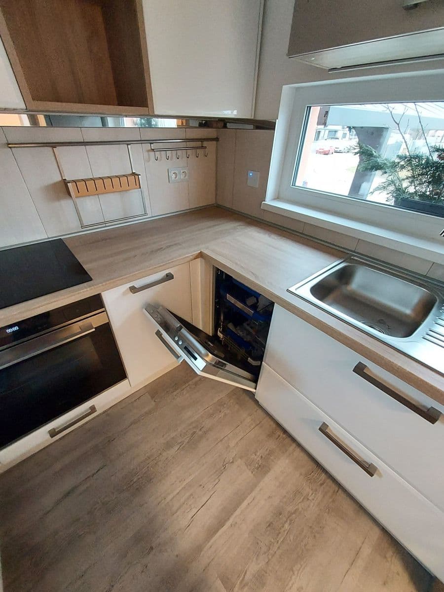 1 bedroom with open-plan kitchen flat to rent, 40 m², Václava Rytíře, Úvaly, Středočeský Region 1 bedroom with open-plan kitchen flat to rent, 40 m², Václava Rytíře, Úvaly, Středočeský Region