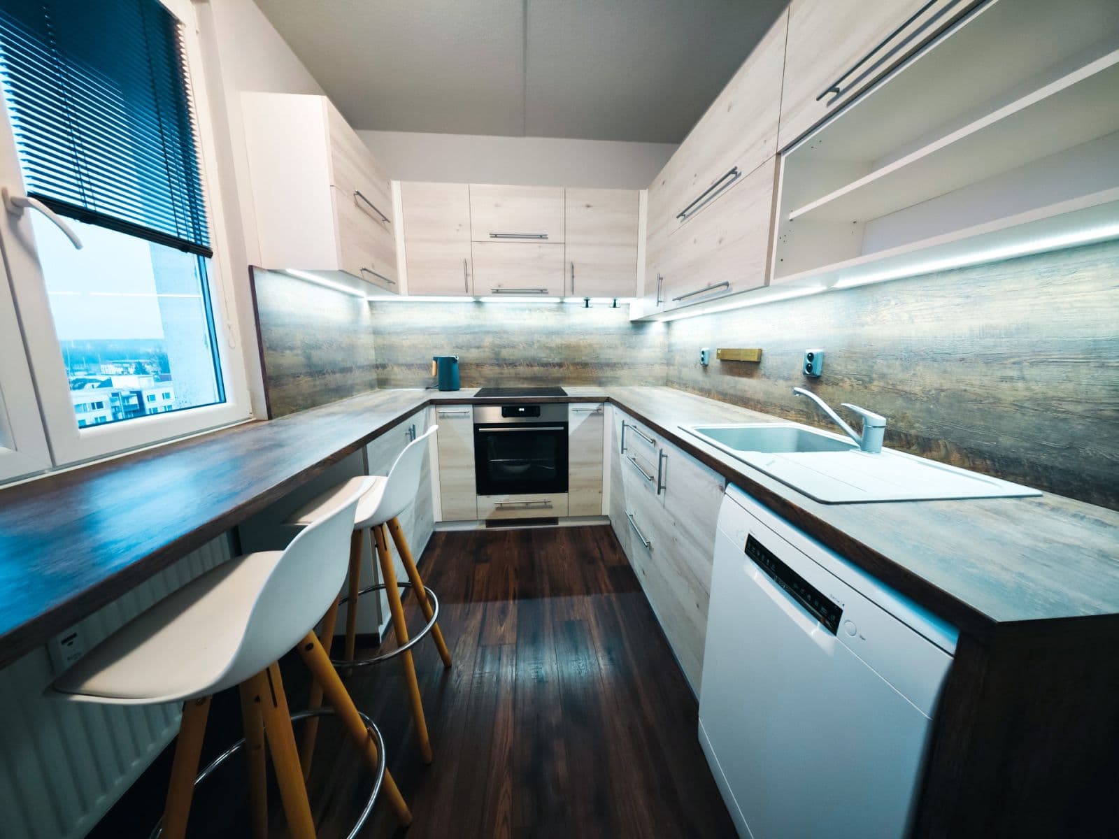 2 bedroom with open-plan kitchen flat for sale, 72 m², Blatské sídliště, Veselí nad Lužnicí, Jihočeský Region 2 bedroom with open-plan kitchen flat for sale, 72 m², Blatské sídliště, Veselí nad Lužnicí, Jihočeský Region