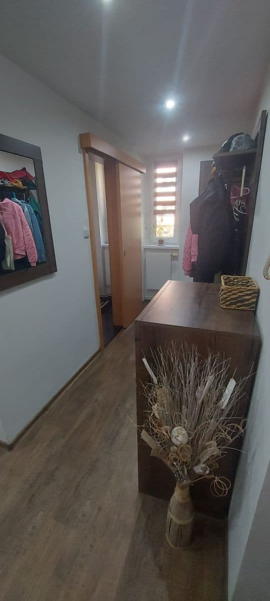 5 bedroom flat for sale, 118 m², Sklepní, Chomutov, Ústecký Region 5 bedroom flat for sale, 118 m², Sklepní, Chomutov, Ústecký Region