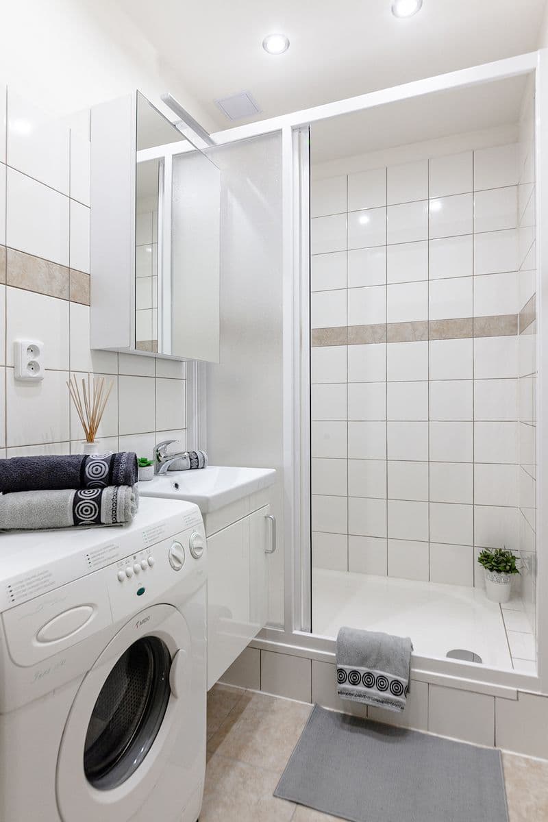 1 bedroom with open-plan kitchen flat for sale, 43 m², Poznaňská, Prague, Prague 1 bedroom with open-plan kitchen flat for sale, 43 m², Poznaňská, Prague, Prague