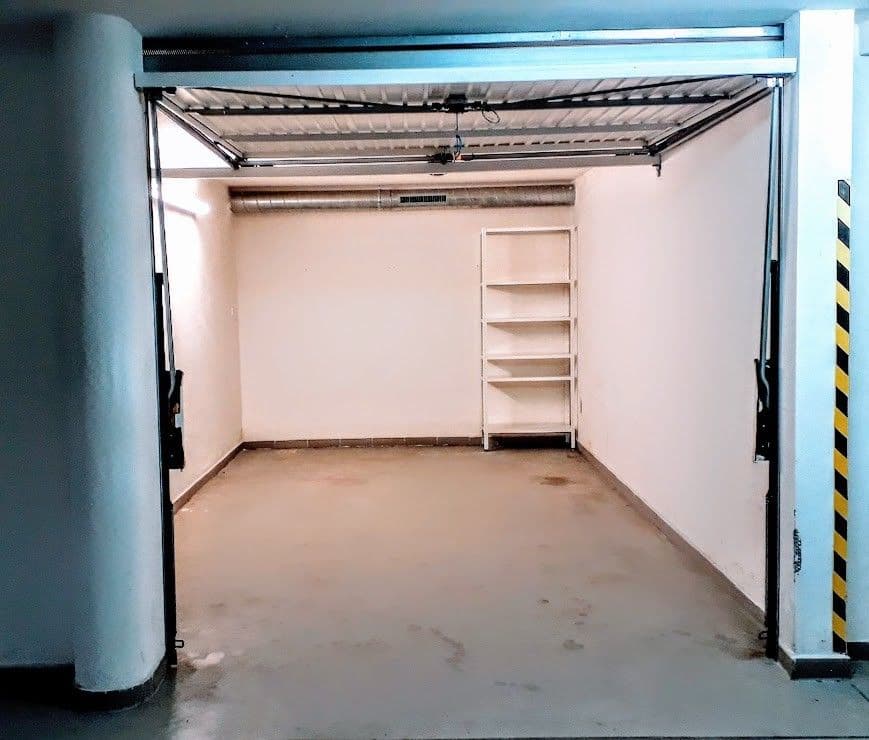 garage to rent, 17 m², Křepelčí, Brno, Jihomoravský Region garage to rent, 17 m², Křepelčí, Brno, Jihomoravský Region