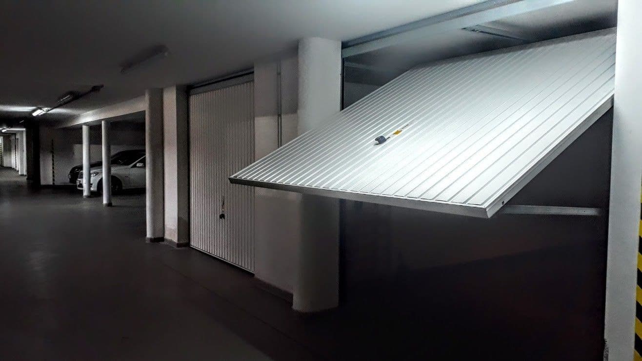 garage to rent, 17 m², Křepelčí, Brno, Jihomoravský Region garage to rent, 17 m², Křepelčí, Brno, Jihomoravský Region