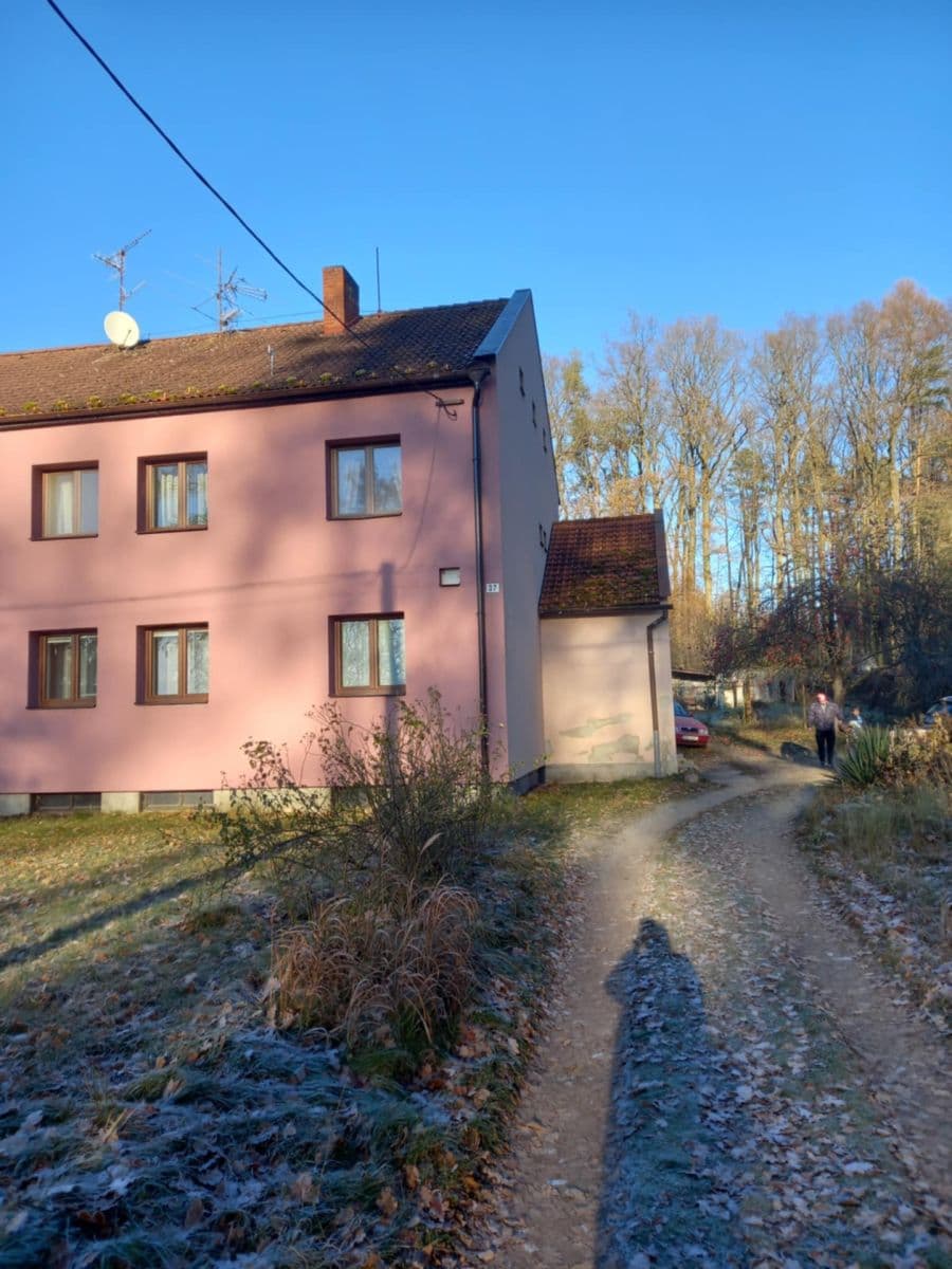 2 bedroom flat for sale, 60 m², Tehov, Středočeský Region 2 bedroom flat for sale, 60 m², Tehov, Středočeský Region