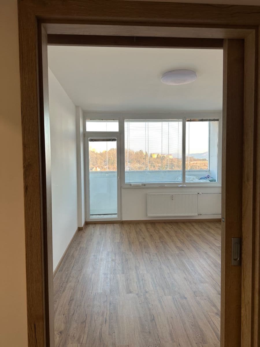 3 bedroom flat to rent, 75 m², Hoření, Ústí nad Labem, Ústecký Region 3 bedroom flat to rent, 75 m², Hoření, Ústí nad Labem, Ústecký Region