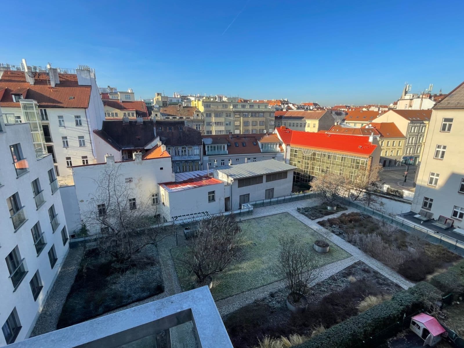 2 bedroom with open-plan kitchen flat to rent, 95 m², Na Děkance, Prague, Prague 2 bedroom with open-plan kitchen flat to rent, 95 m², Na Děkance, Prague, Prague