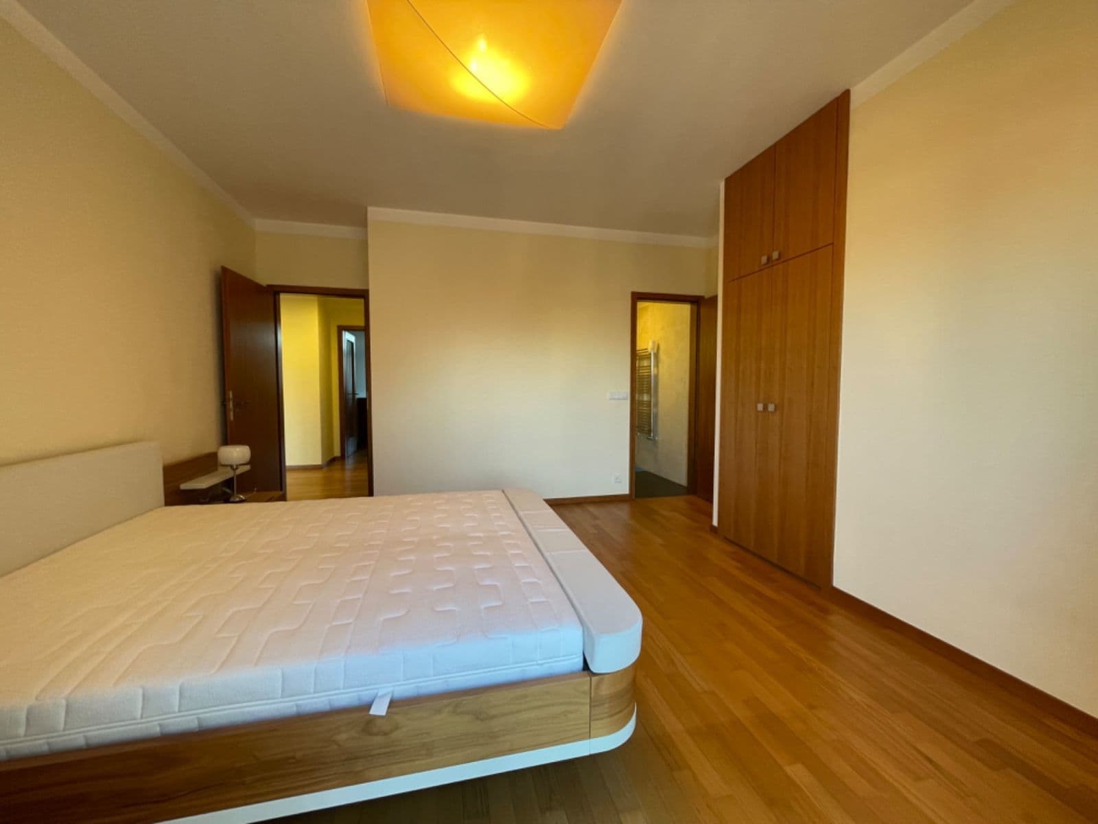 2 bedroom with open-plan kitchen flat to rent, 95 m², Na Děkance, Prague, Prague 2 bedroom with open-plan kitchen flat to rent, 95 m², Na Děkance, Prague, Prague