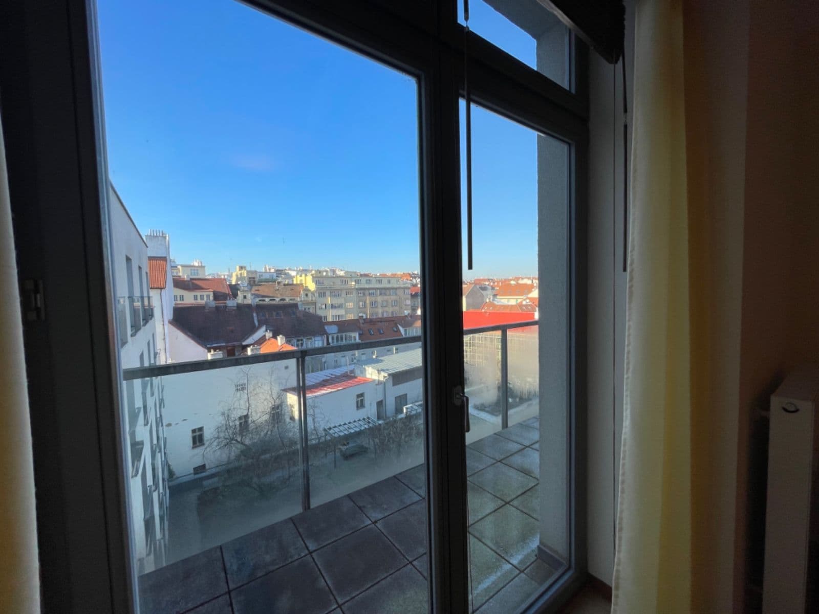 2 bedroom with open-plan kitchen flat to rent, 95 m², Na Děkance, Prague, Prague 2 bedroom with open-plan kitchen flat to rent, 95 m², Na Děkance, Prague, Prague