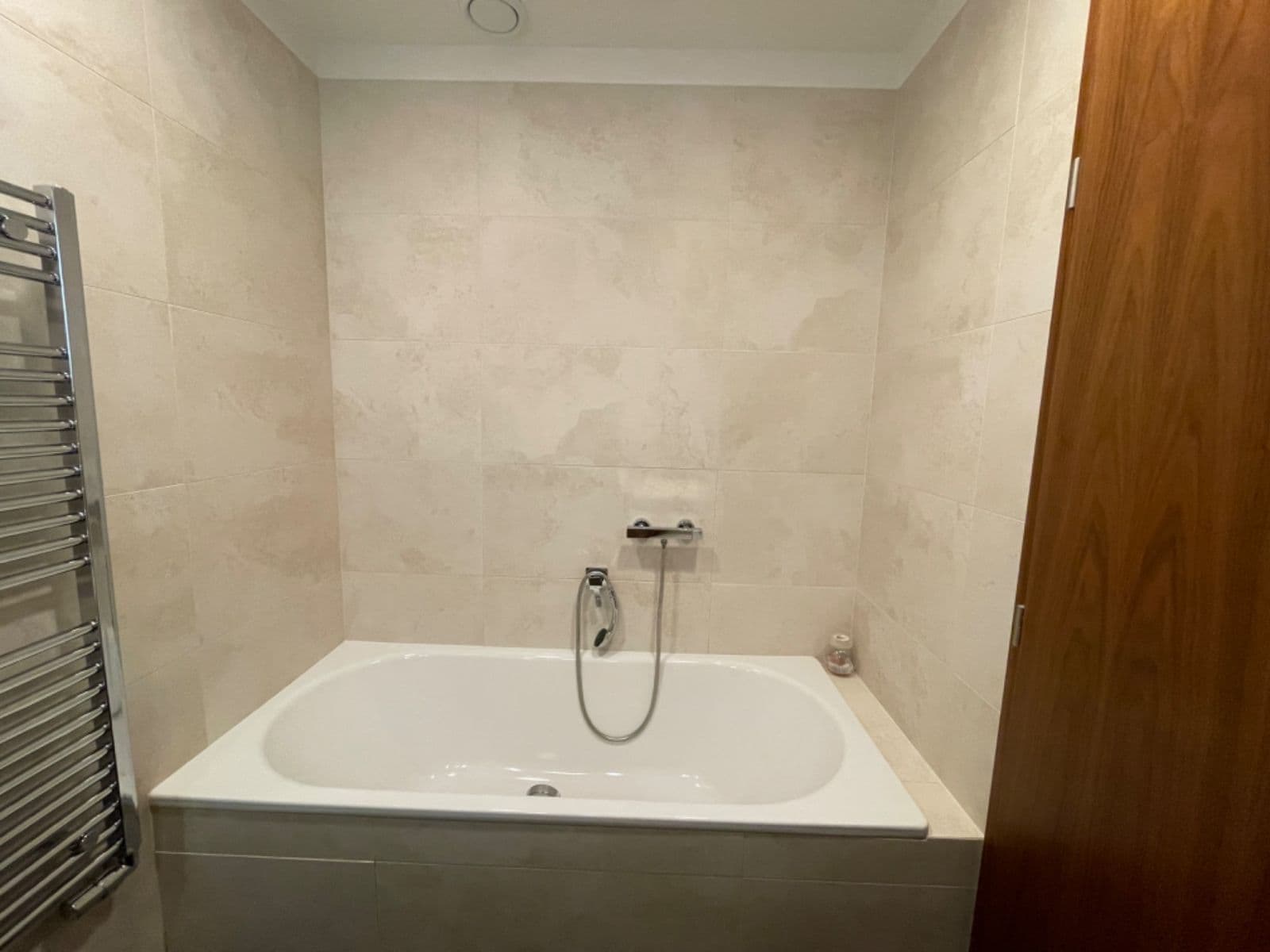 2 bedroom with open-plan kitchen flat to rent, 95 m², Na Děkance, Prague, Prague 2 bedroom with open-plan kitchen flat to rent, 95 m², Na Děkance, Prague, Prague