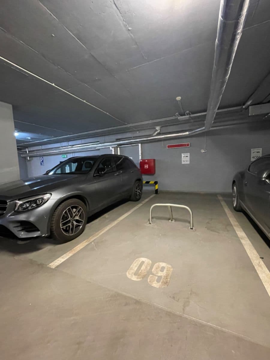 2 bedroom with open-plan kitchen flat to rent, 95 m², Na Děkance, Prague, Prague 2 bedroom with open-plan kitchen flat to rent, 95 m², Na Děkance, Prague, Prague