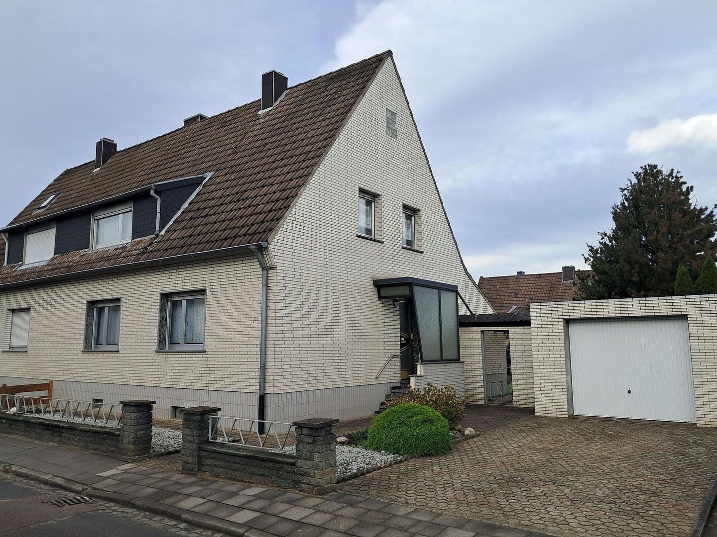 house for sale, 105 m², Alsdorf, North Rhine-Westphalia house for sale, 105 m², Alsdorf, North Rhine-Westphalia