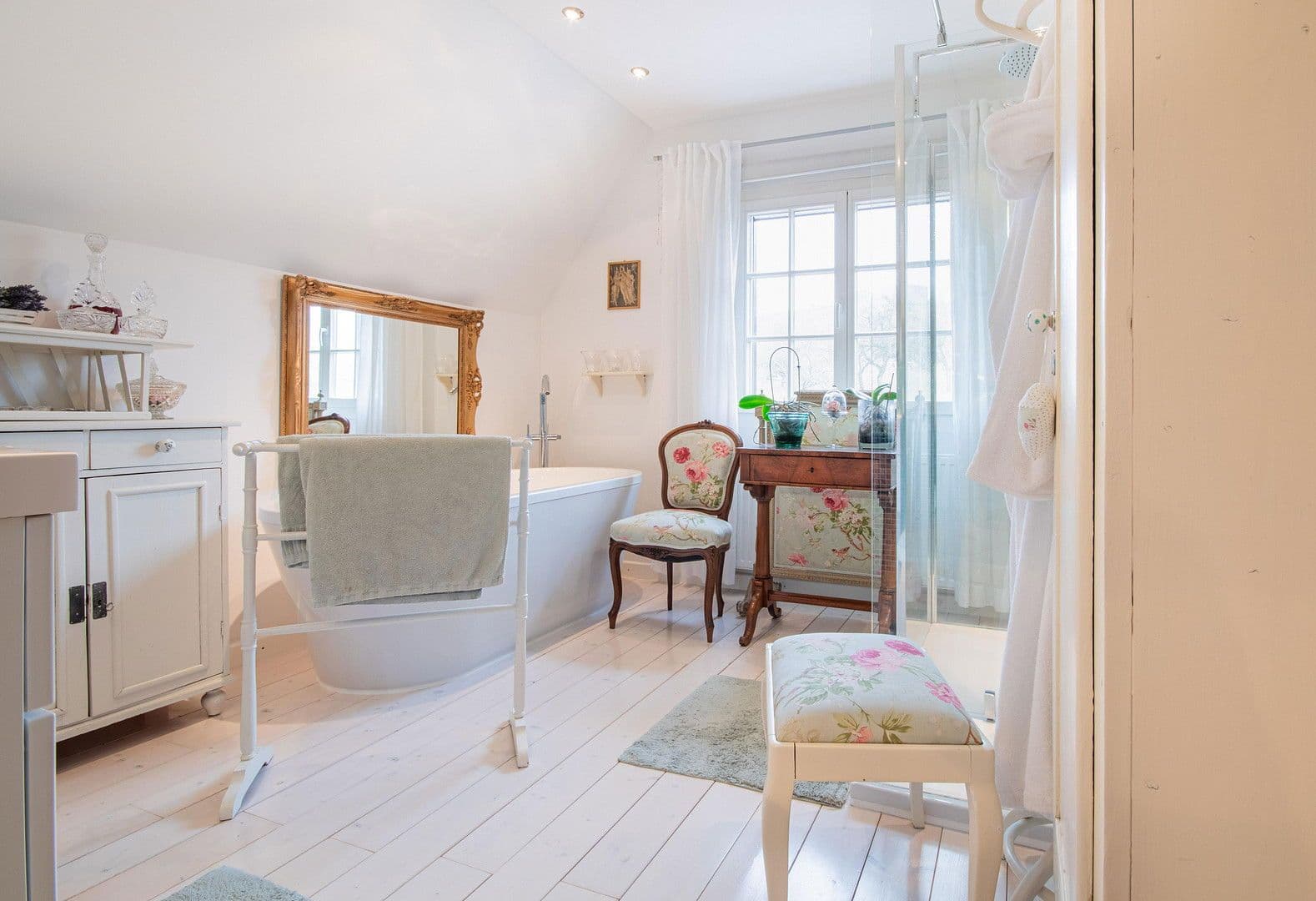 house for sale, 220 m², Stühlingen, Baden-Württemberg house for sale, 220 m², Stühlingen, Baden-Württemberg