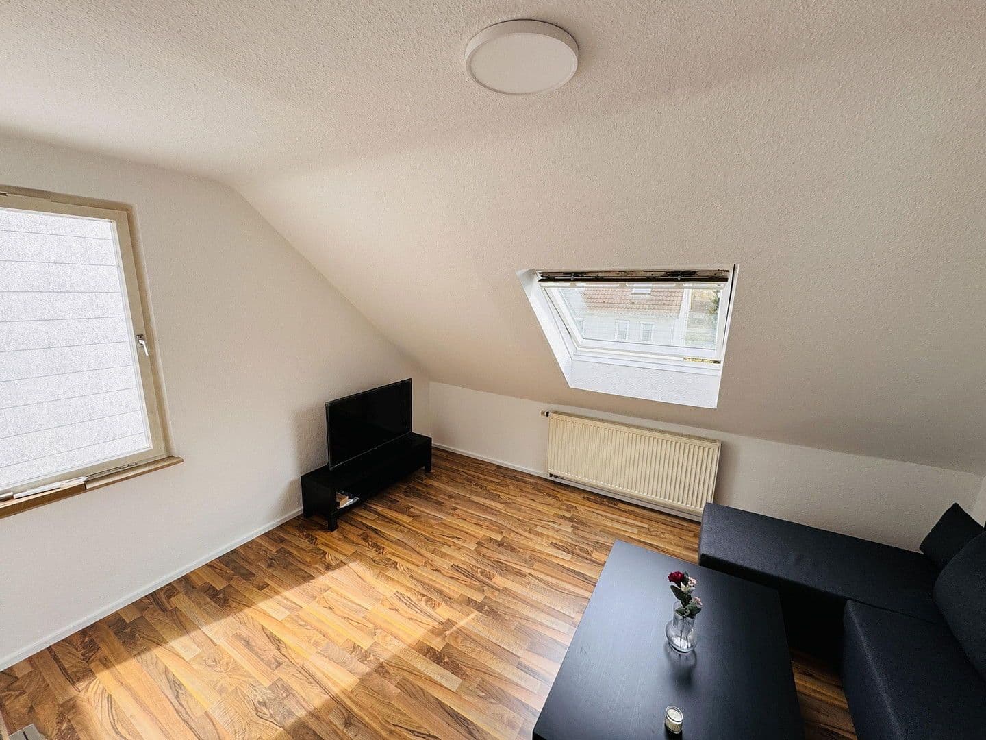 1 bedroom with open-plan kitchen flat to rent, 42 m², Plochingen, Baden-Württemberg 1 bedroom with open-plan kitchen flat to rent, 42 m², Plochingen, Baden-Württemberg