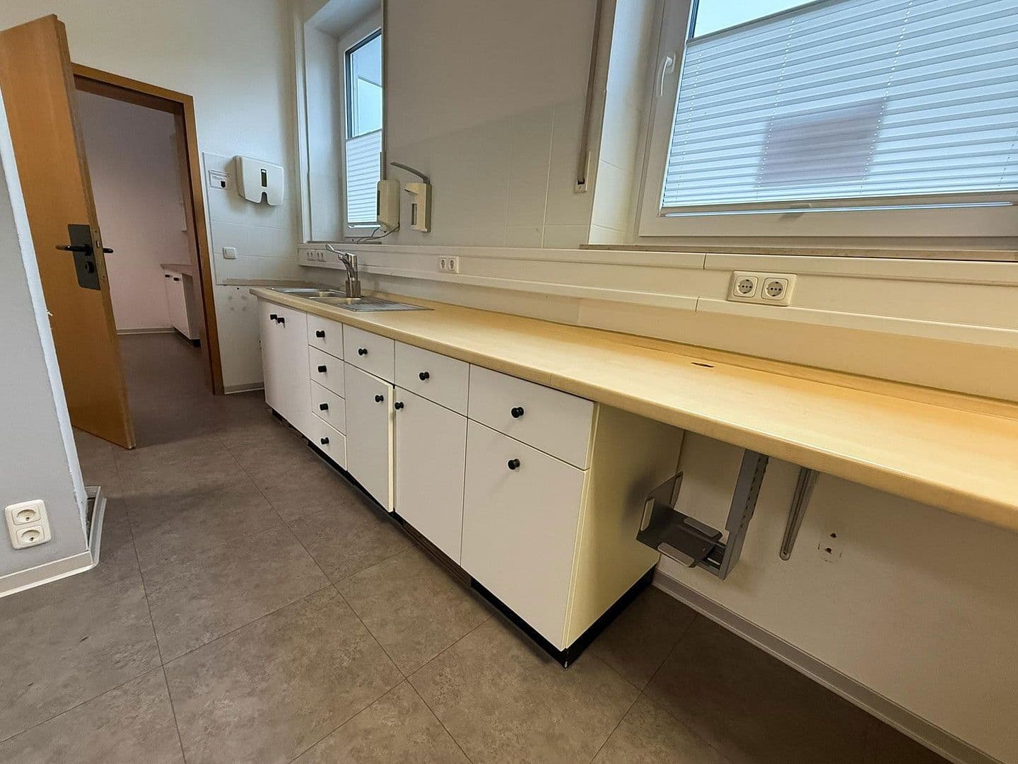 office for sale, 192 m², Bad Brückenau, Bavaria office for sale, 192 m², Bad Brückenau, Bavaria