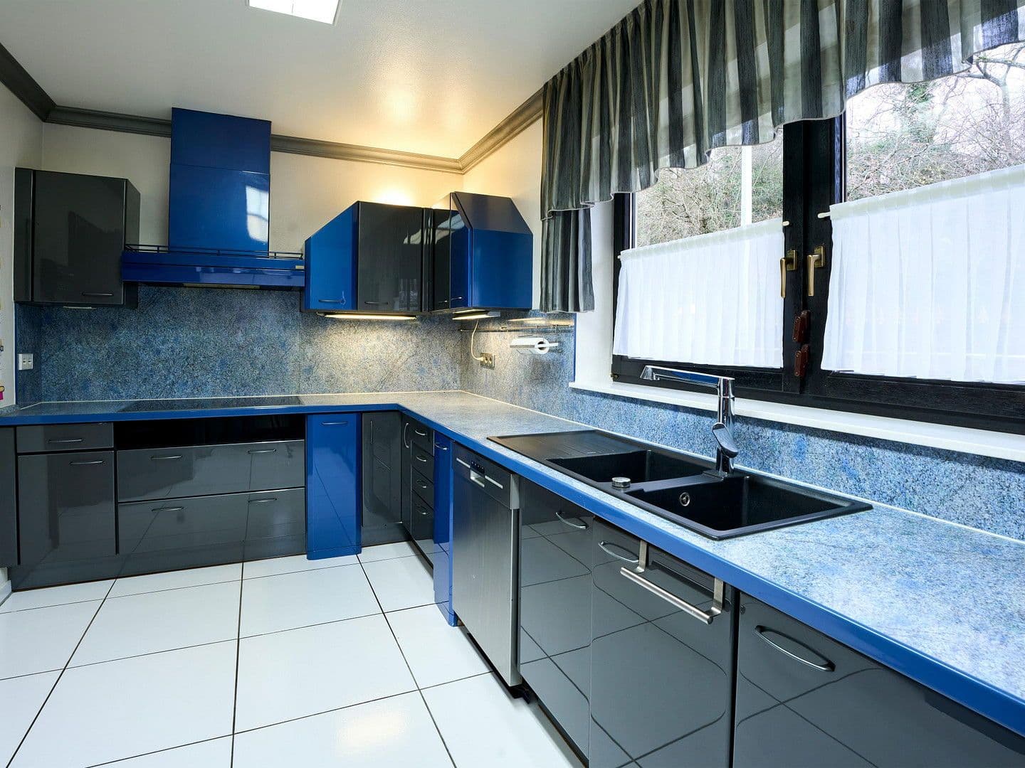 house for sale, 332 m², Untergruppenbach, Baden-Württemberg house for sale, 332 m², Untergruppenbach, Baden-Württemberg