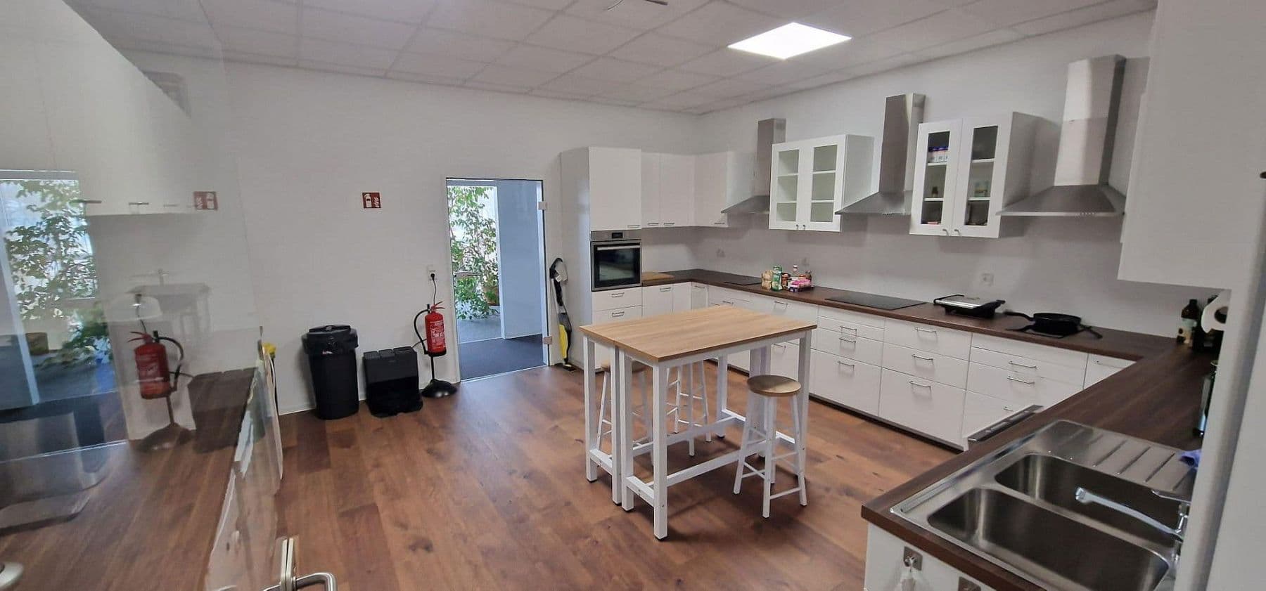 office to rent, 350 m², Dr.-Hans-Lebach-Str. 2, Erkner, Brandenburg office to rent, 350 m², Dr.-Hans-Lebach-Str. 2, Erkner, Brandenburg