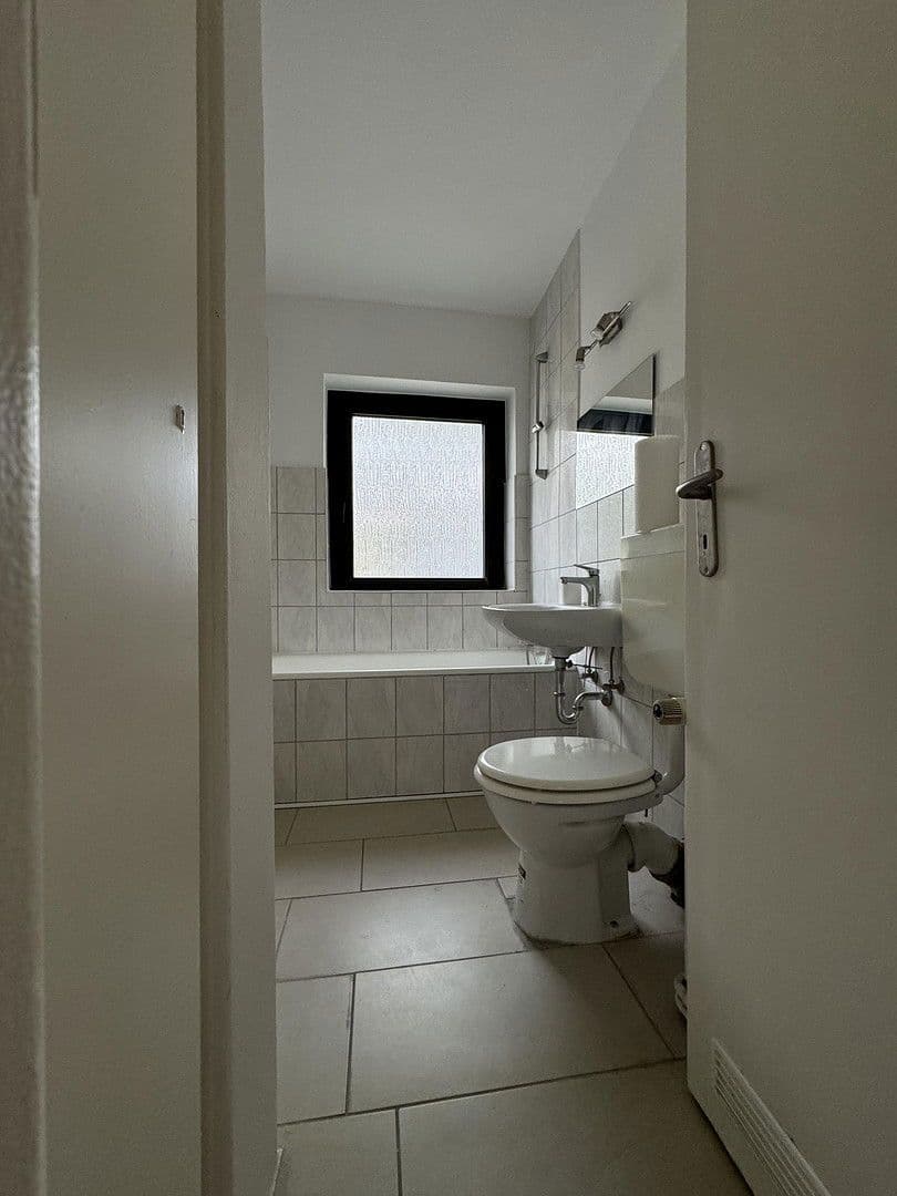 2 bedroom flat to rent, 57 m², Montanusstraße 60, Köln, North Rhine-Westphalia 2 bedroom flat to rent, 57 m², Montanusstraße 60, Köln, North Rhine-Westphalia