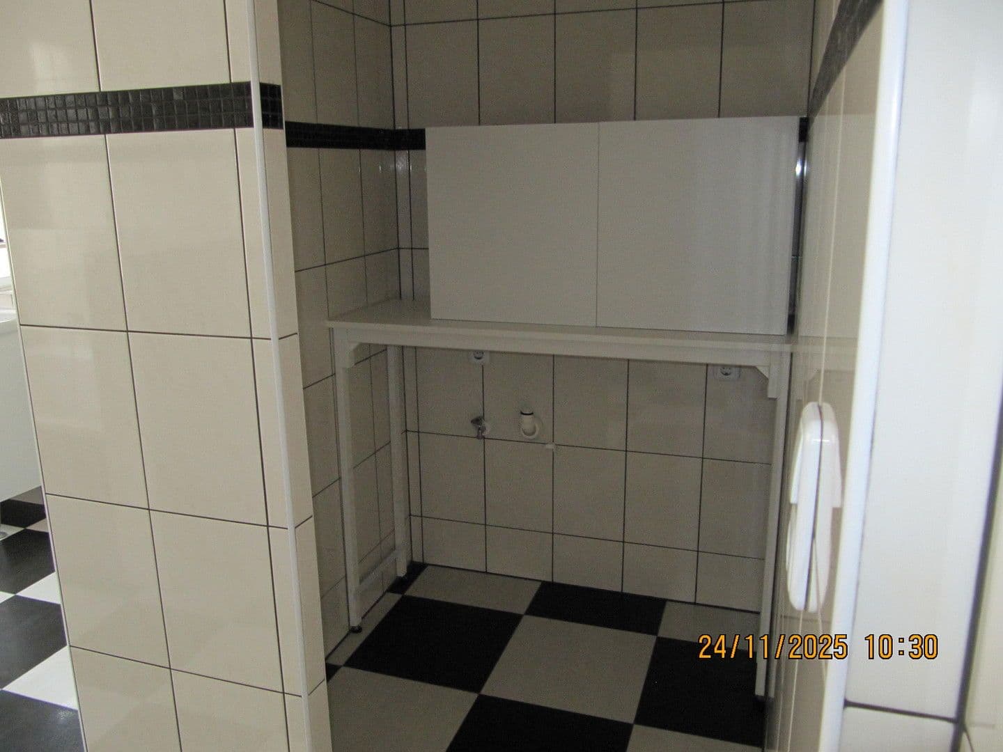 2 bedroom with open-plan kitchen flat to rent, 110 m², Apolda, Thuringia 2 bedroom with open-plan kitchen flat to rent, 110 m², Apolda, Thuringia