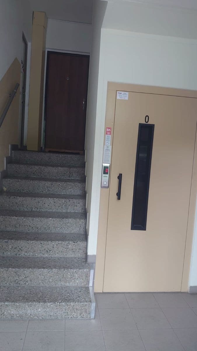 2 bedroom flat to rent, 57 m², Fibichova, Karlovy Vary, Karlovarský Region 2 bedroom flat to rent, 57 m², Fibichova, Karlovy Vary, Karlovarský Region