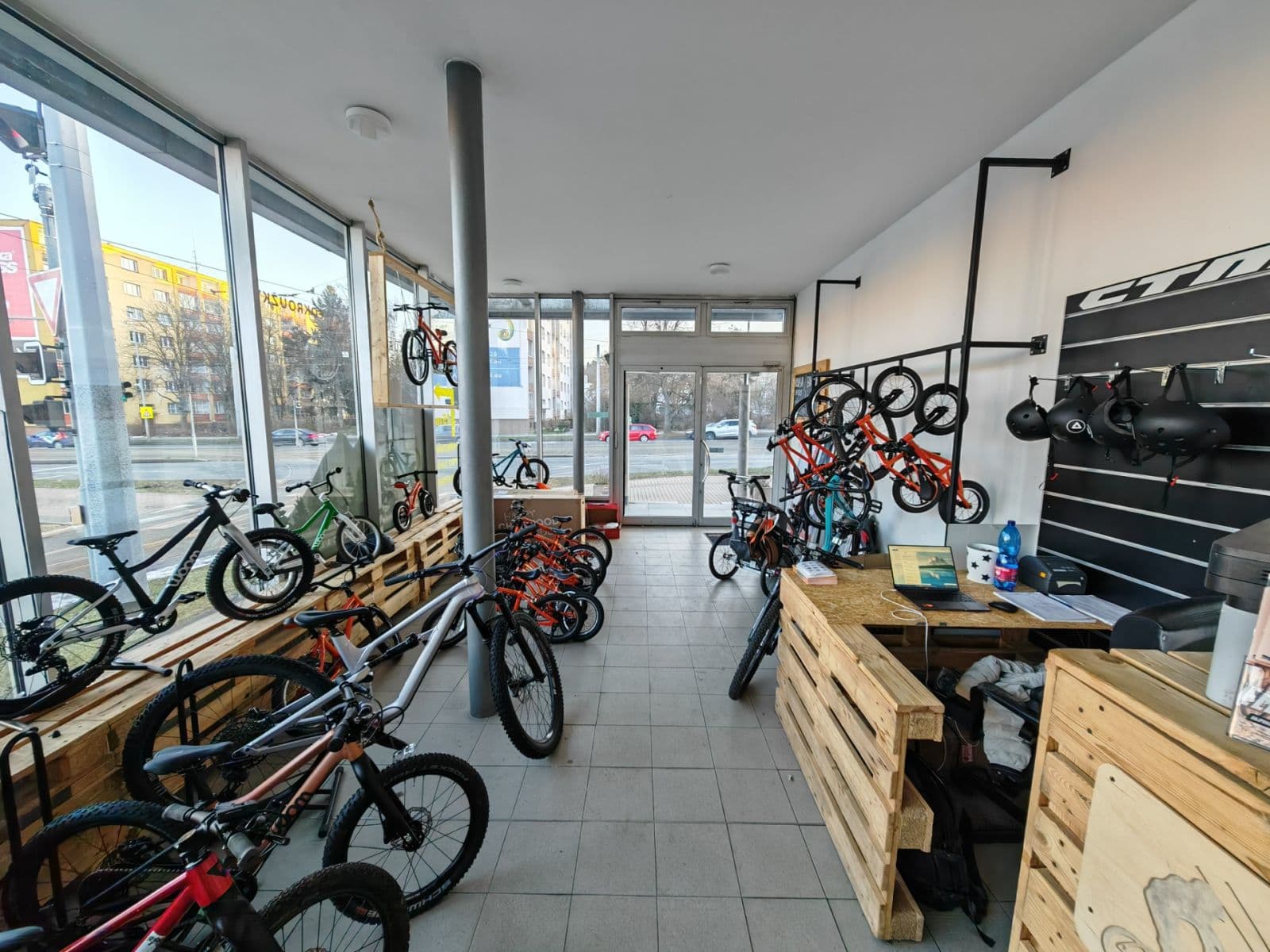 non-residential property to rent, 45 m², Evropská, Prague, Prague non-residential property to rent, 45 m², Evropská, Prague, Prague