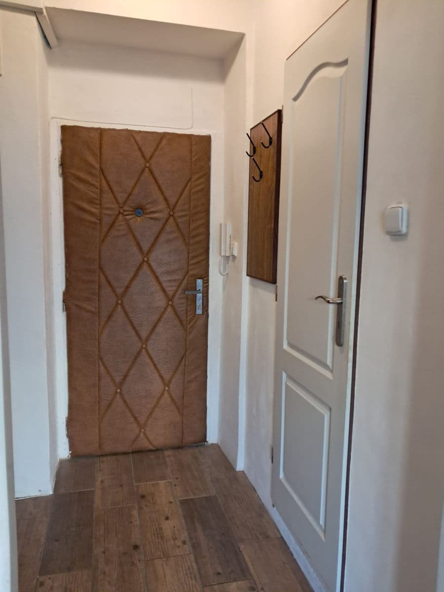 Small studio flat to rent, 27 m², Přístavní, Prague, Prague Small studio flat to rent, 27 m², Přístavní, Prague, Prague