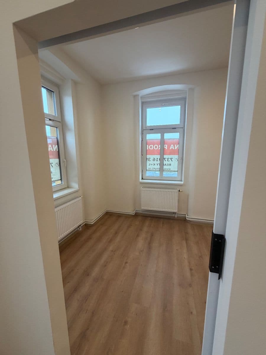 3 bedroom flat for sale, 60 m², Veltrusy, Středočeský Region 3 bedroom flat for sale, 60 m², Veltrusy, Středočeský Region