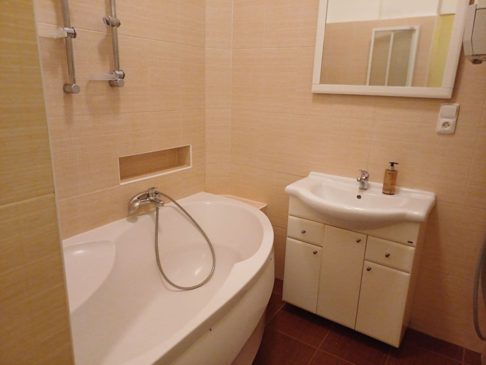 2 bedroom with open-plan kitchen flat to rent, 80 m², Národní obrany, Prague, Prague 2 bedroom with open-plan kitchen flat to rent, 80 m², Národní obrany, Prague, Prague