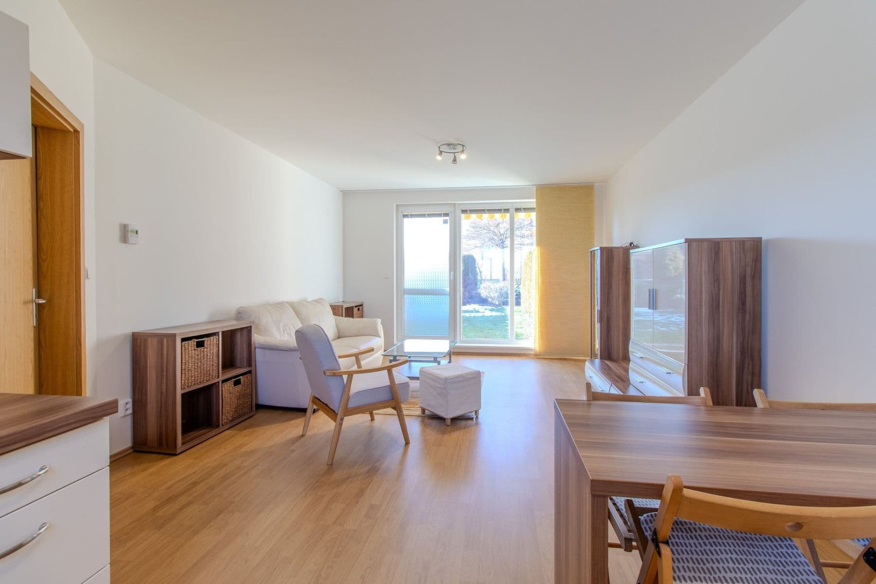 1 bedroom with open-plan kitchen flat to rent, 50 m², Nad Obcí, Nová Ves, Středočeský Region 1 bedroom with open-plan kitchen flat to rent, 50 m², Nad Obcí, Nová Ves, Středočeský Region