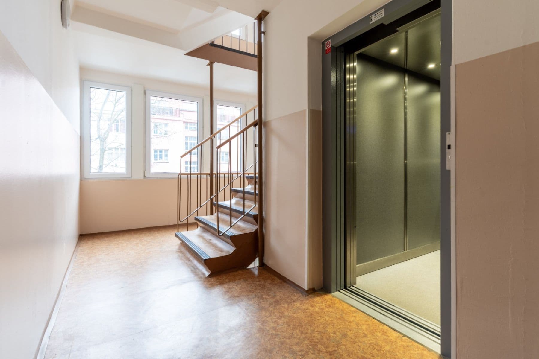 3 bedroom flat for sale, 76 m², Na Vrších, Prague, Prague 3 bedroom flat for sale, 76 m², Na Vrších, Prague, Prague