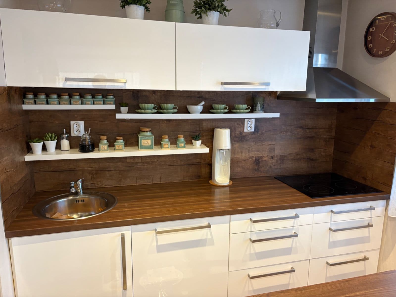 2 bedroom with open-plan kitchen flat for sale, 64 m², Sportovců, Kladno, Středočeský Region 2 bedroom with open-plan kitchen flat for sale, 64 m², Sportovců, Kladno, Středočeský Region