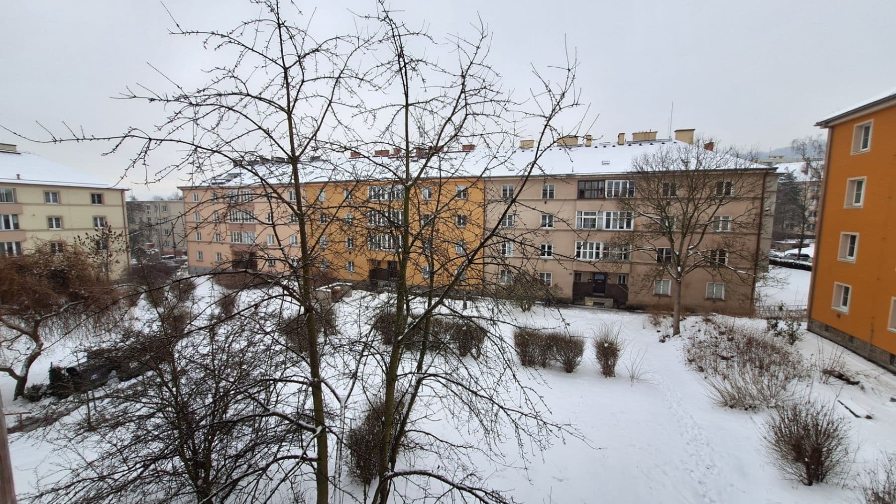 1 bedroom with open-plan kitchen flat to rent, 45 m², Na Popluží, Ústí nad Labem, Ústecký Region 1 bedroom with open-plan kitchen flat to rent, 45 m², Na Popluží, Ústí nad Labem, Ústecký Region