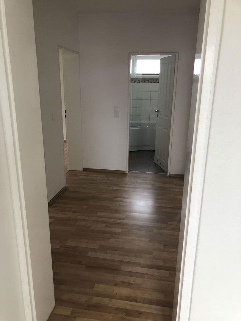 3 bedroom with open-plan kitchen flat for sale, 89 m², Eschenweg 25, Landshut, Bavaria 3 bedroom with open-plan kitchen flat for sale, 89 m², Eschenweg 25, Landshut, Bavaria