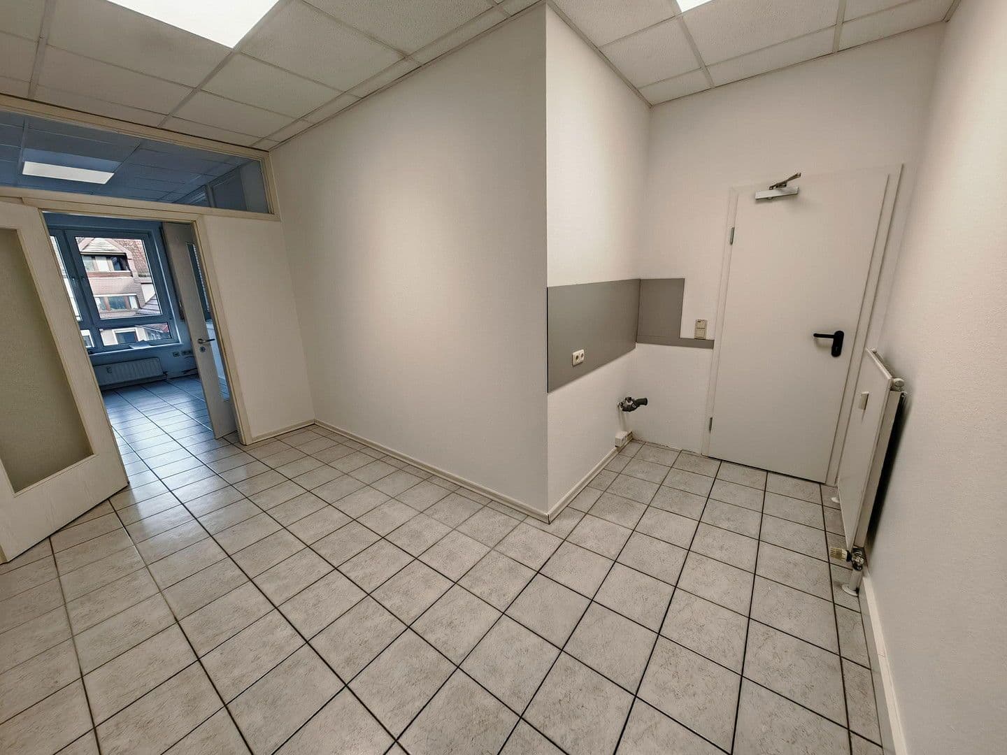 office to rent, 71 m², Hauptstr. 47a, Bruchköbel, Hesse office to rent, 71 m², Hauptstr. 47a, Bruchköbel, Hesse