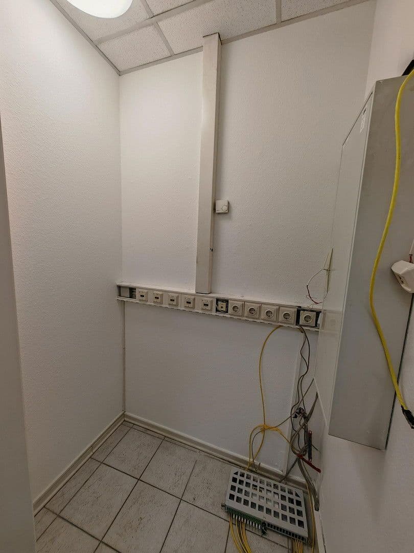 office to rent, 71 m², Hauptstr. 47a, Bruchköbel, Hesse office to rent, 71 m², Hauptstr. 47a, Bruchköbel, Hesse