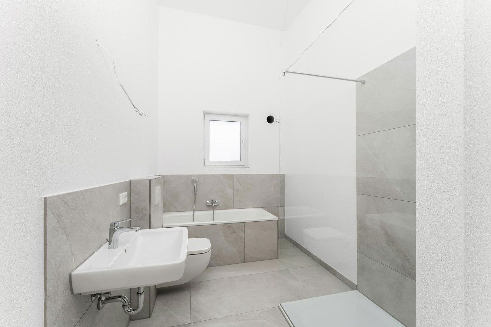 house to rent, 1,200 m², Greding, Bavaria house to rent, 1,200 m², Greding, Bavaria