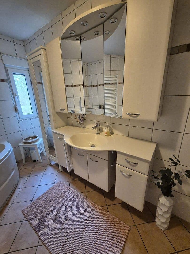 3 bedroom with open-plan kitchen flat to rent, 101 m², Herten, North Rhine-Westphalia 3 bedroom with open-plan kitchen flat to rent, 101 m², Herten, North Rhine-Westphalia