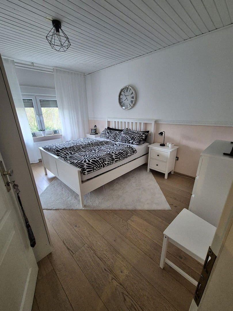3 bedroom with open-plan kitchen flat to rent, 101 m², Herten, North Rhine-Westphalia 3 bedroom with open-plan kitchen flat to rent, 101 m², Herten, North Rhine-Westphalia