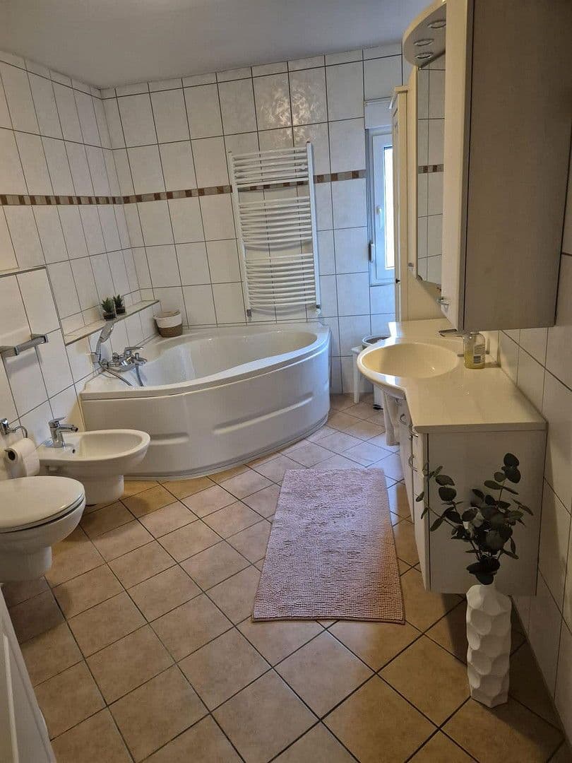 3 bedroom with open-plan kitchen flat to rent, 101 m², Herten, North Rhine-Westphalia 3 bedroom with open-plan kitchen flat to rent, 101 m², Herten, North Rhine-Westphalia