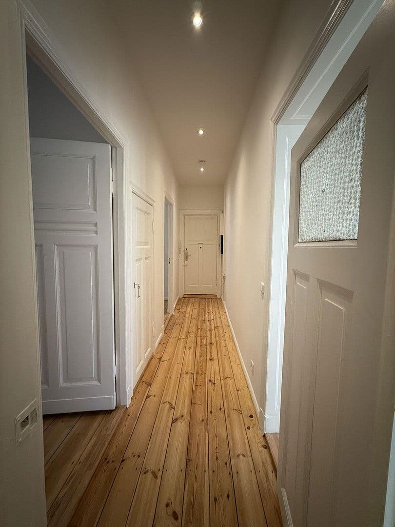 1 bedroom with open-plan kitchen flat to rent, 70 m², Blissestraße, Berlin, Berlin 1 bedroom with open-plan kitchen flat to rent, 70 m², Blissestraße, Berlin, Berlin