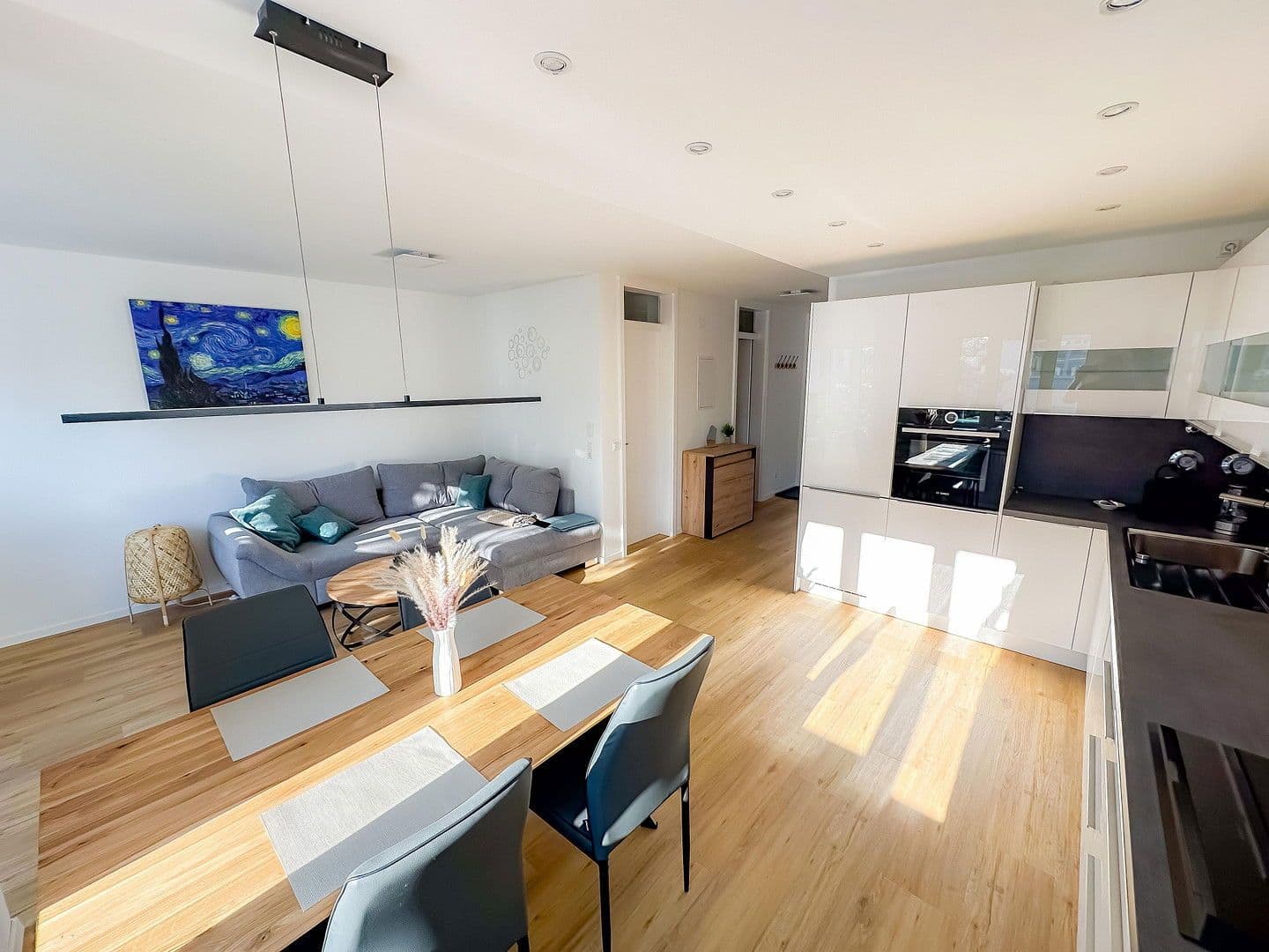 1 bedroom with open-plan kitchen flat for sale, 52 m², Böblingen, Baden-Württemberg 1 bedroom with open-plan kitchen flat for sale, 52 m², Böblingen, Baden-Württemberg