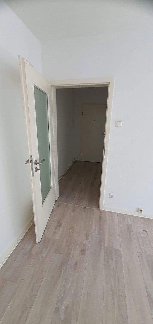 2 bedroom flat to rent, 58 m², Dinnendahlstrasse 40, Oberhausen, North Rhine-Westphalia 2 bedroom flat to rent, 58 m², Dinnendahlstrasse 40, Oberhausen, North Rhine-Westphalia