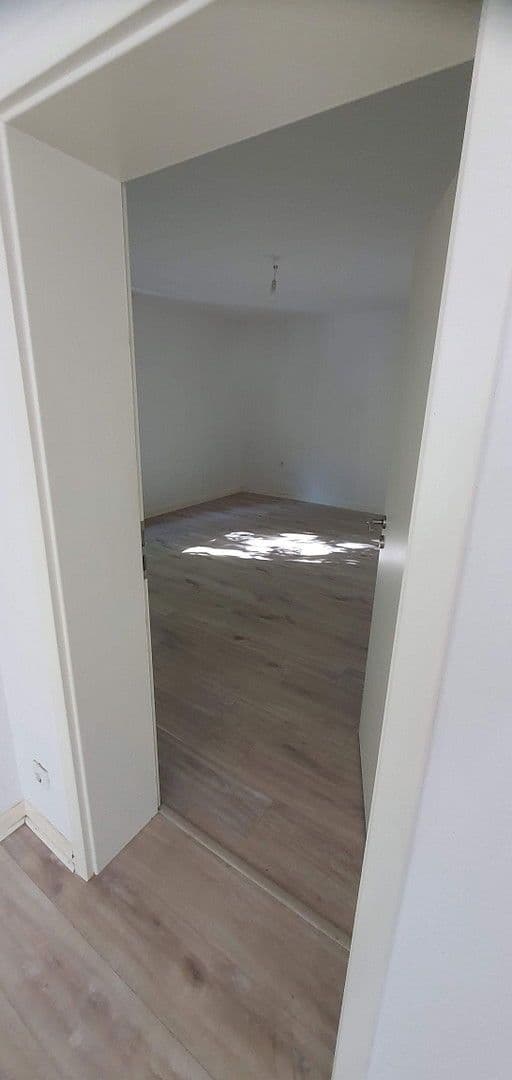 2 bedroom flat to rent, 58 m², Dinnendahlstrasse 40, Oberhausen, North Rhine-Westphalia 2 bedroom flat to rent, 58 m², Dinnendahlstrasse 40, Oberhausen, North Rhine-Westphalia