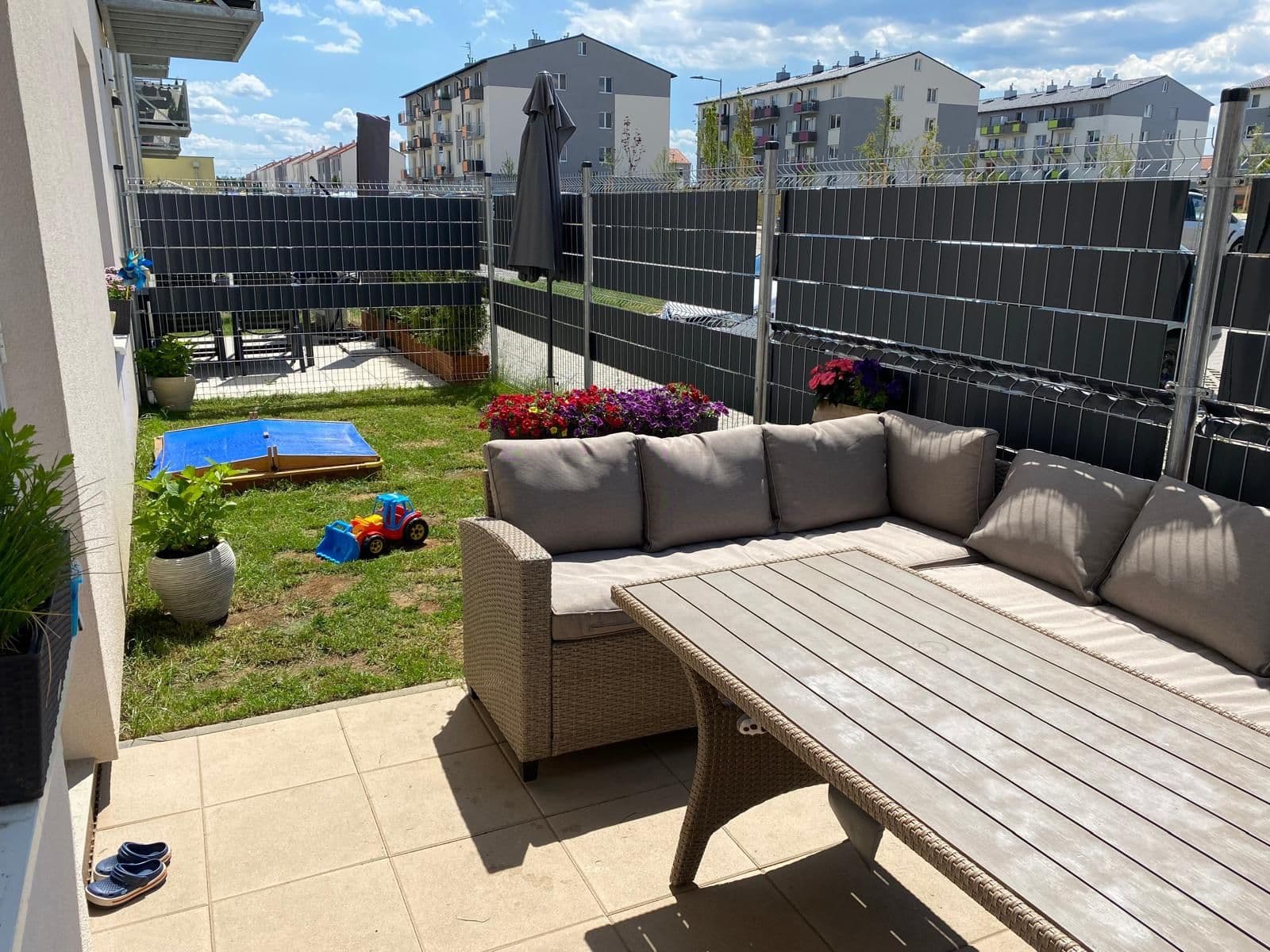 1 bedroom with open-plan kitchen flat to rent, 52 m², Uherova, Chýně, Středočeský Region 1 bedroom with open-plan kitchen flat to rent, 52 m², Uherova, Chýně, Středočeský Region