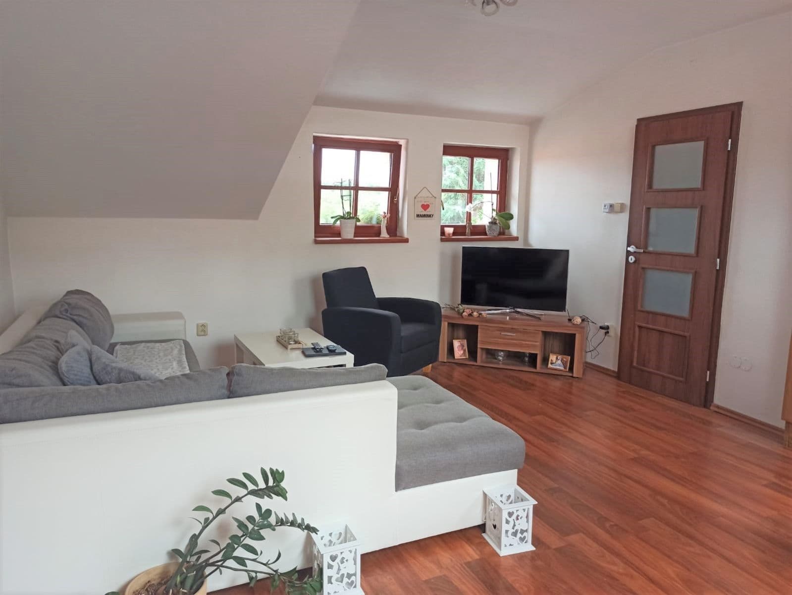 1 bedroom with open-plan kitchen flat to rent, 54 m², Zlická, Kouřim, Středočeský Region 1 bedroom with open-plan kitchen flat to rent, 54 m², Zlická, Kouřim, Středočeský Region