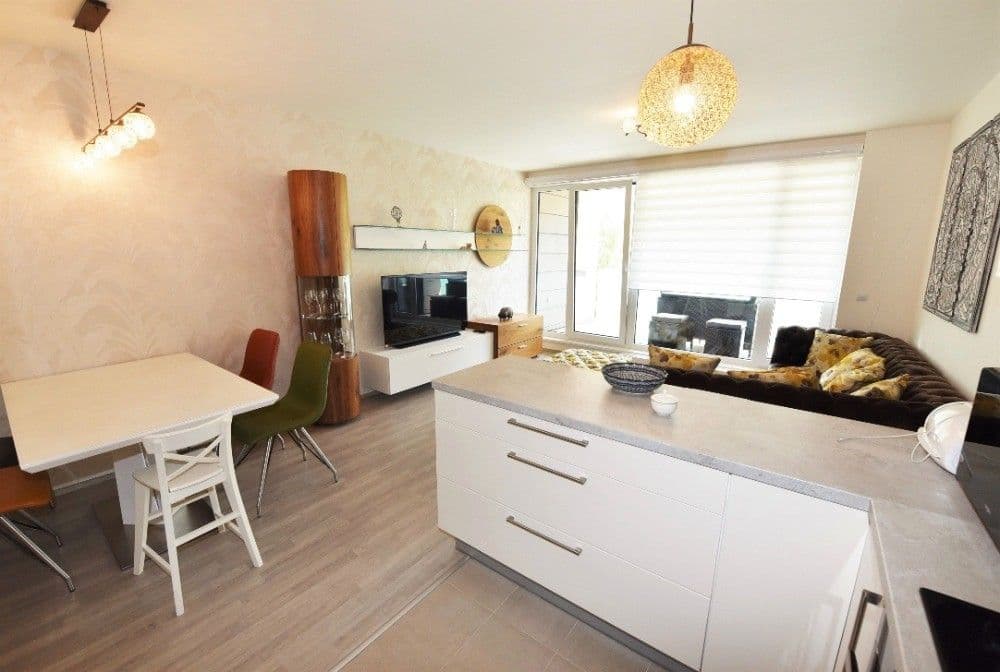 3 bedroom with open-plan kitchen flat to rent, 94 m², Petržílkova, Prague, Prague 3 bedroom with open-plan kitchen flat to rent, 94 m², Petržílkova, Prague, Prague