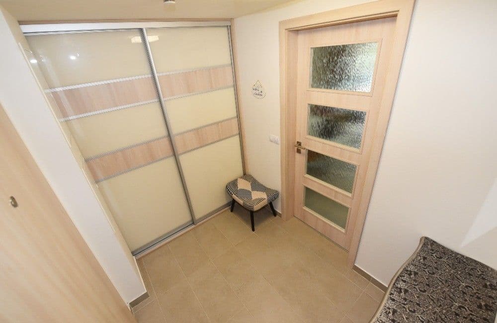 3 bedroom with open-plan kitchen flat to rent, 94 m², Petržílkova, Prague, Prague 3 bedroom with open-plan kitchen flat to rent, 94 m², Petržílkova, Prague, Prague