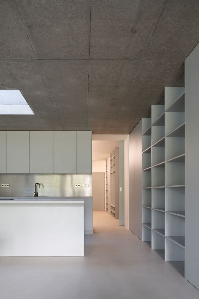 3 bedroom with open-plan kitchen flat to rent, 116 m², U Zdravotního ústavu, Prague, Prague 3 bedroom with open-plan kitchen flat to rent, 116 m², U Zdravotního ústavu, Prague, Prague