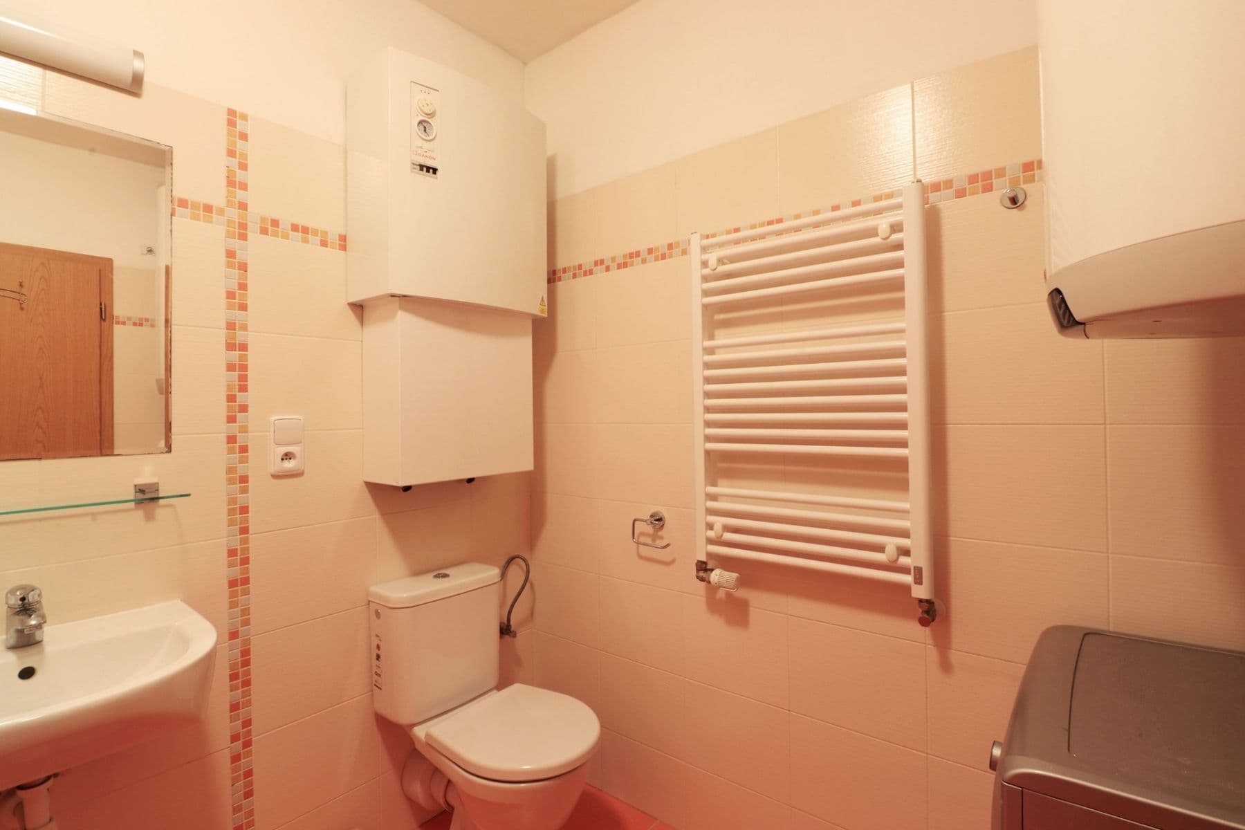 1 bedroom with open-plan kitchen flat to rent, 50 m², Nad Obcí, Nová Ves, Středočeský Region 1 bedroom with open-plan kitchen flat to rent, 50 m², Nad Obcí, Nová Ves, Středočeský Region