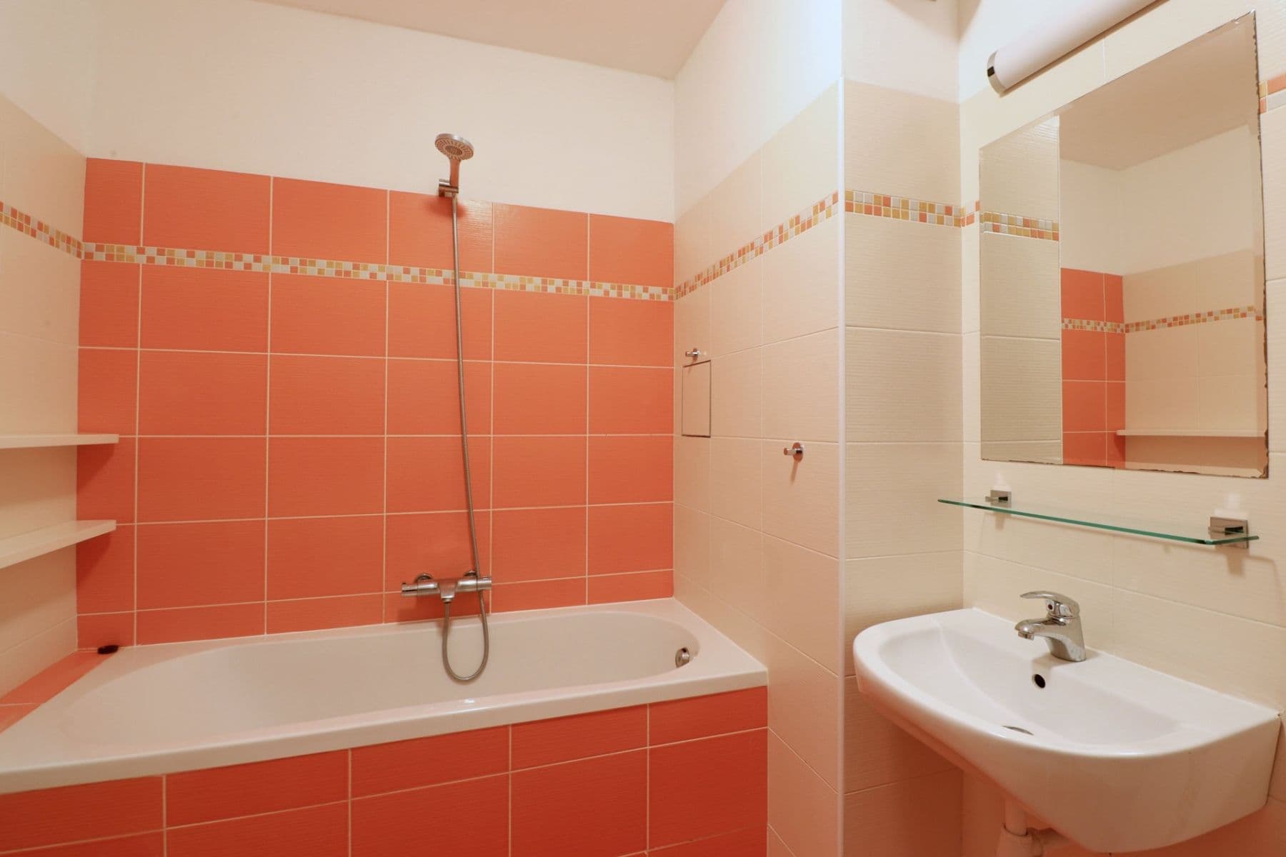 1 bedroom with open-plan kitchen flat to rent, 50 m², Nad Obcí, Nová Ves, Středočeský Region 1 bedroom with open-plan kitchen flat to rent, 50 m², Nad Obcí, Nová Ves, Středočeský Region