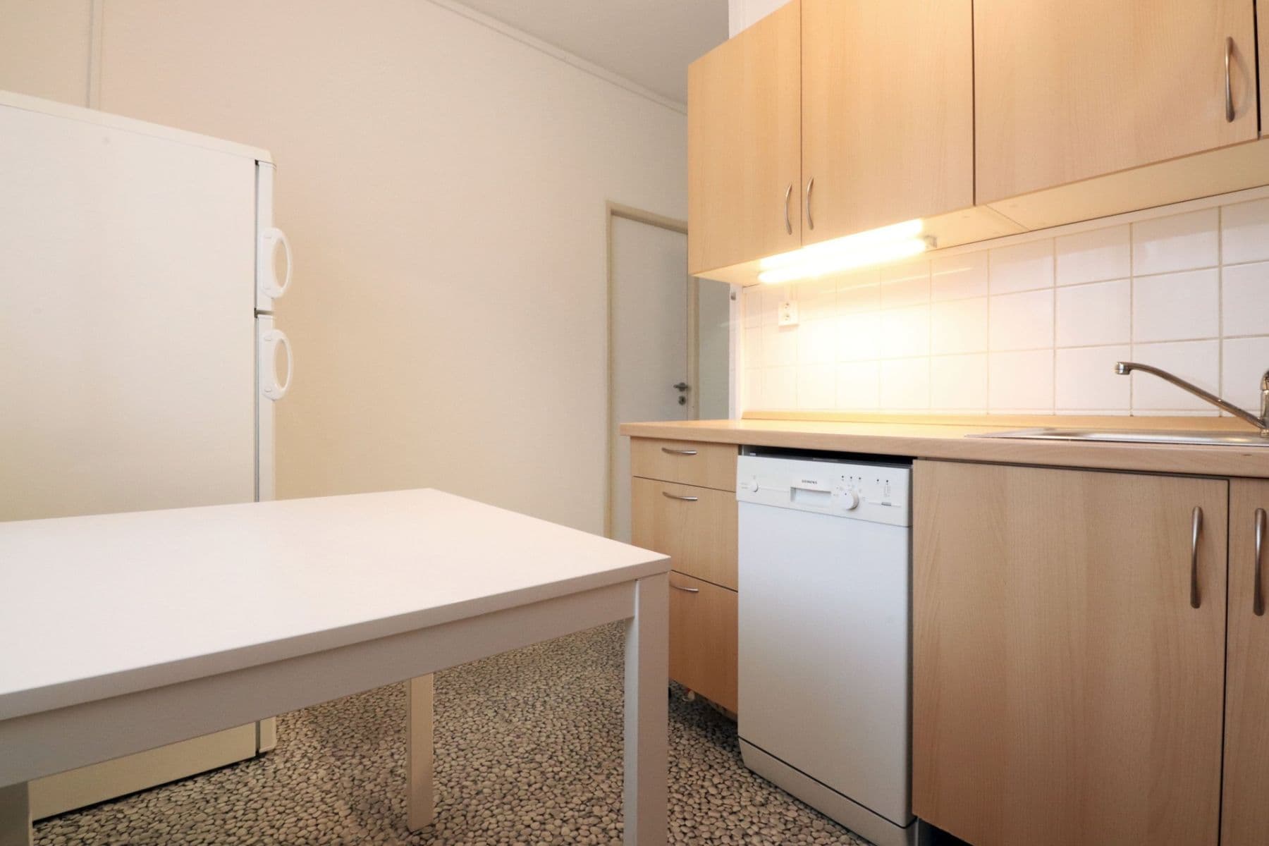 2 bedroom flat to rent, 55 m², Africká, Prague, Prague 2 bedroom flat to rent, 55 m², Africká, Prague, Prague