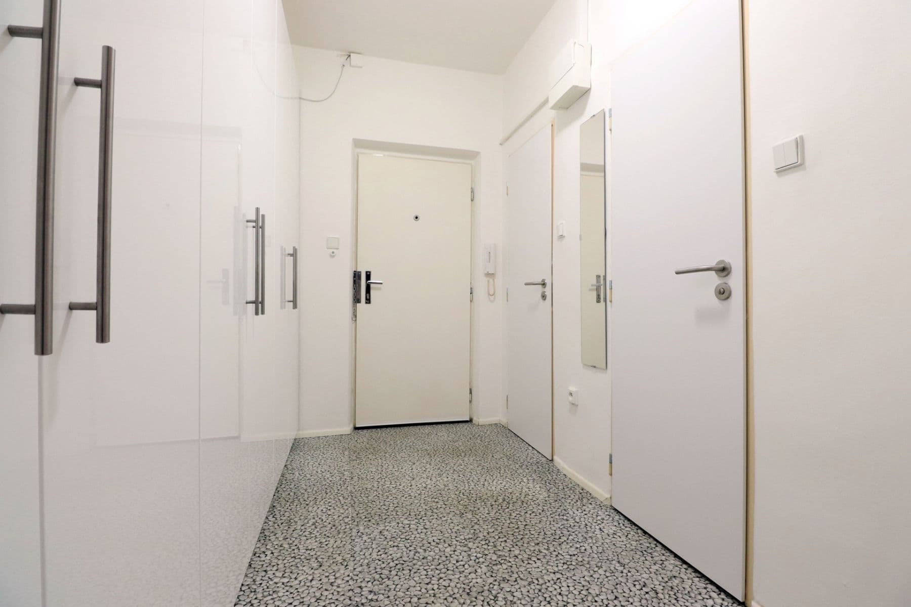 2 bedroom flat to rent, 55 m², Africká, Prague, Prague 2 bedroom flat to rent, 55 m², Africká, Prague, Prague